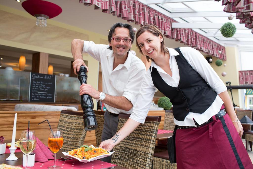 Gaestehaus Krappinger/Pizzeria Mamma Mia Ossiach Buitenkant foto